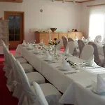 Restaurant Adler מלון Westhausen (Ostalb)