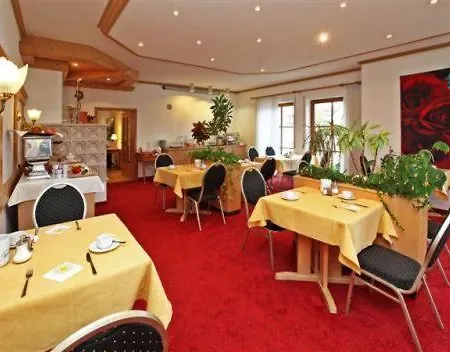 Otel Restaurant Adler Westhausen (Ostalb)