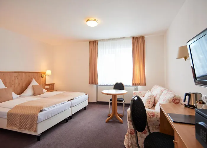 Szálloda Restaurant Adler Westhausen